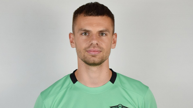 «Елимай» отпустил украинца