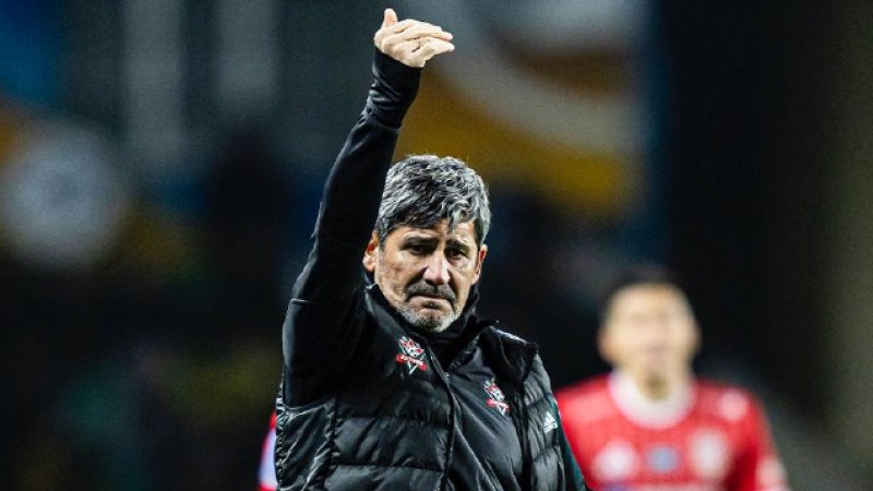 Костов официально покинул пост главного тренера