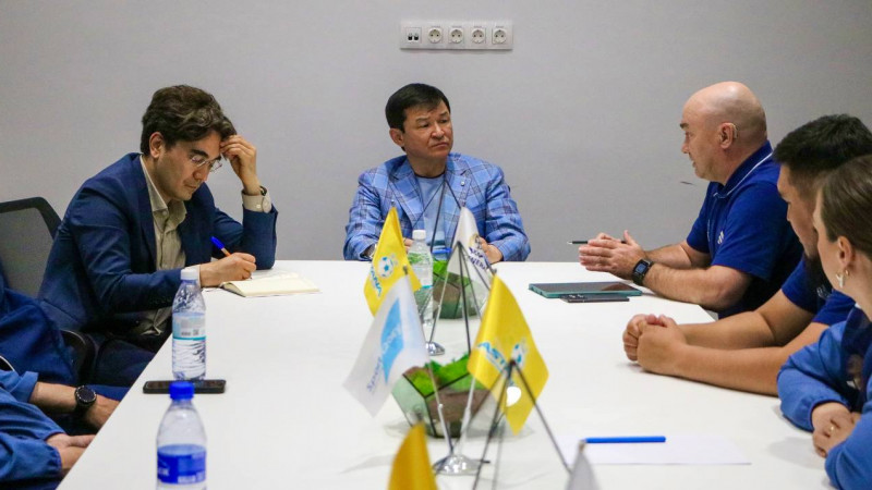 Руководство «Астаны» провело важную встречу с тренерами