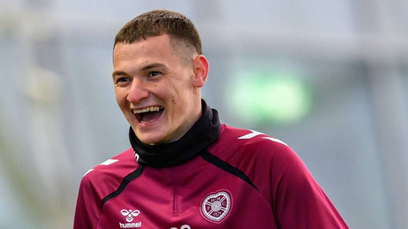 Чесноков не дебютировал за «Хартс»