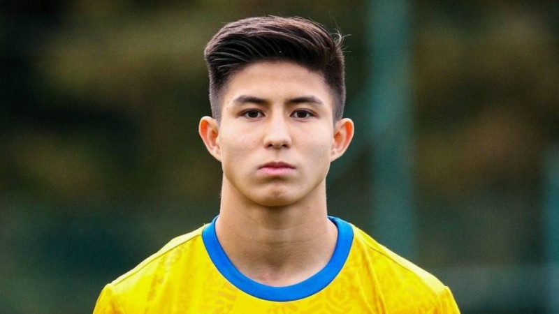 Бабаян намекнул на двойные стандарты в вопросе сборной