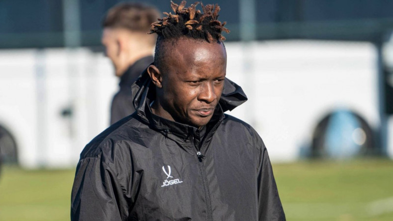 «Актобе» расстался с гвинейским полузащитником