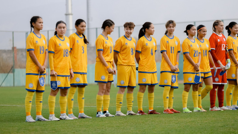 Сборная Казахстана U-16 готовится к турниру УЕФА