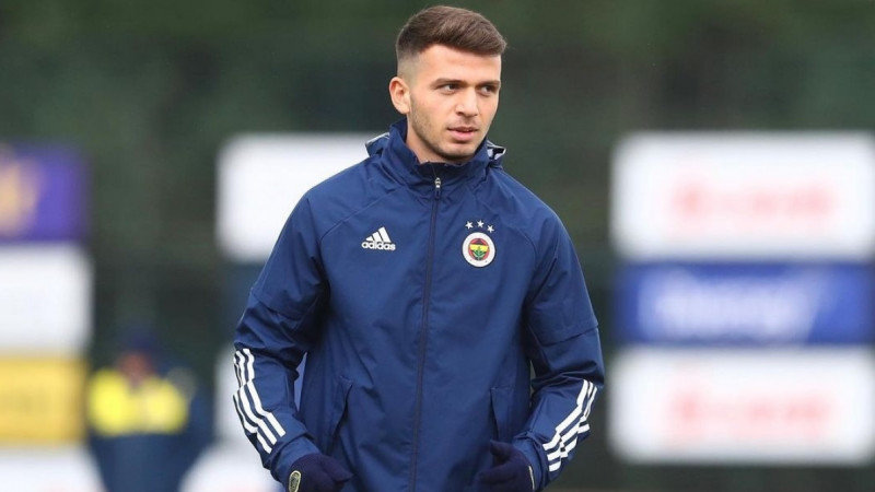 «Женис» подписал контракт с воспитанником «Фенербахче»