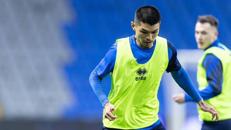 Клубы КПЛ проявляют интерес к Кенжебеку